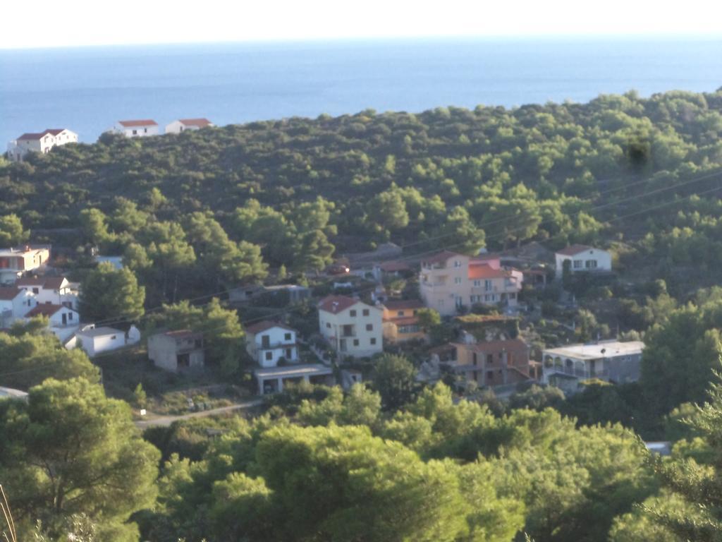 Apartments Pol Murvu Vis Exterior photo
